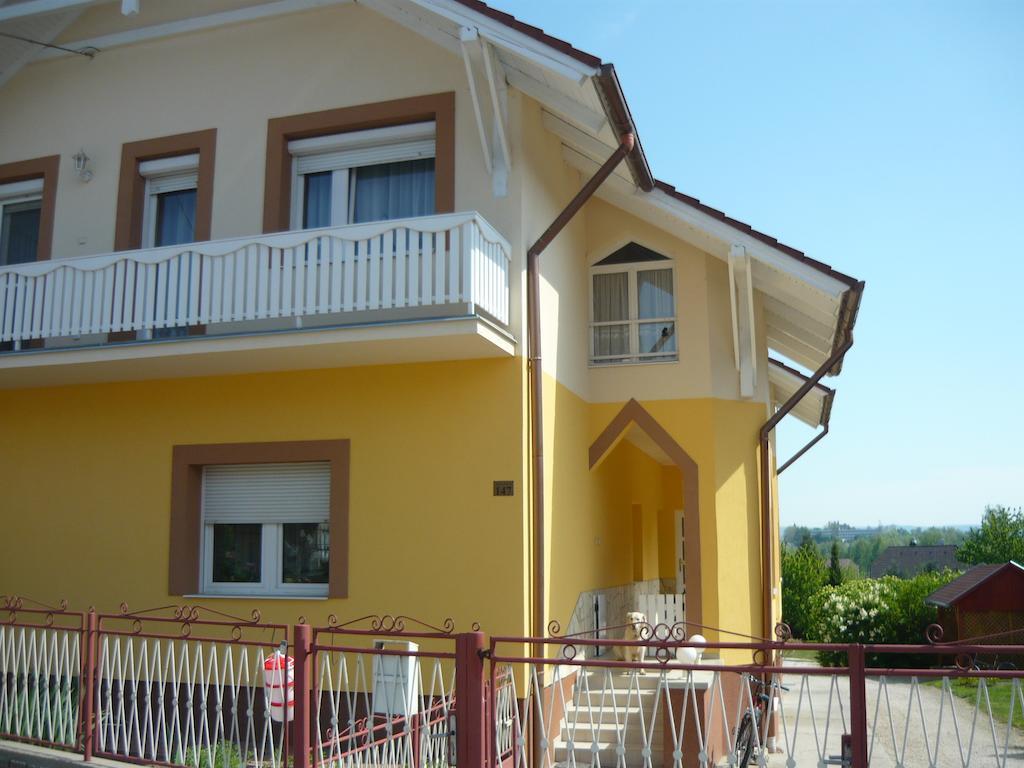 Kaman Vendeghaz Apartment Alsopahok Exterior photo